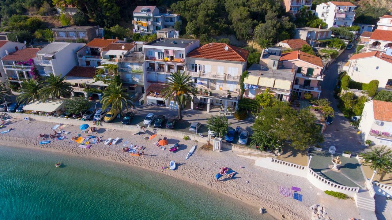 Apartments Lara Podgora Exterior photo